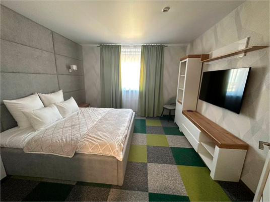 Two-room quadruple room